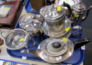 Various plated wares, to include teapot, pierced basket, etc. (1 tray)