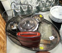 Various plated wares, to include tray with pierced galleried edge, bottle holder, three piece tea se