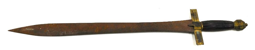 A 19thC continental short sword, with gilt guard, ribbed handle, lacking scabbard, unmarked, 70cm lo