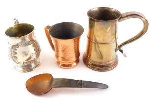 A 19thC Old Sheffield silver plate tankard, with turned mahogany base, silver plated baluster shaped