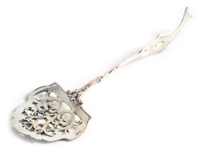 A continental white metal spoon or server, with pierced bowl and cast fish handle, 0.55oz.