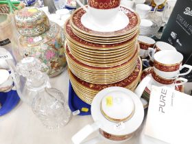 Dartington crystal vase, decanter, Oriental jar and cover, and a Kahla of Germany part dinner servic