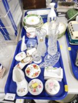 Ornamental trinkets, Wedgwood pin dish, glassware, bud vases, etc. (2 trays)