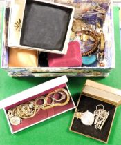 Costume jewellery, items include compact, necklaces, brooches, etc.
