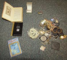 A group of costume jewellery, to include faux pearl necklaces, coin bracelet, various commemorative