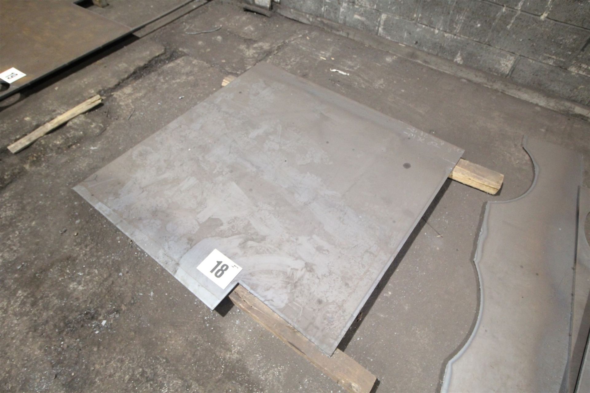 PIECE OF STEEL PLATE, MAXIMUM SIZE 54INCH x 54INCH