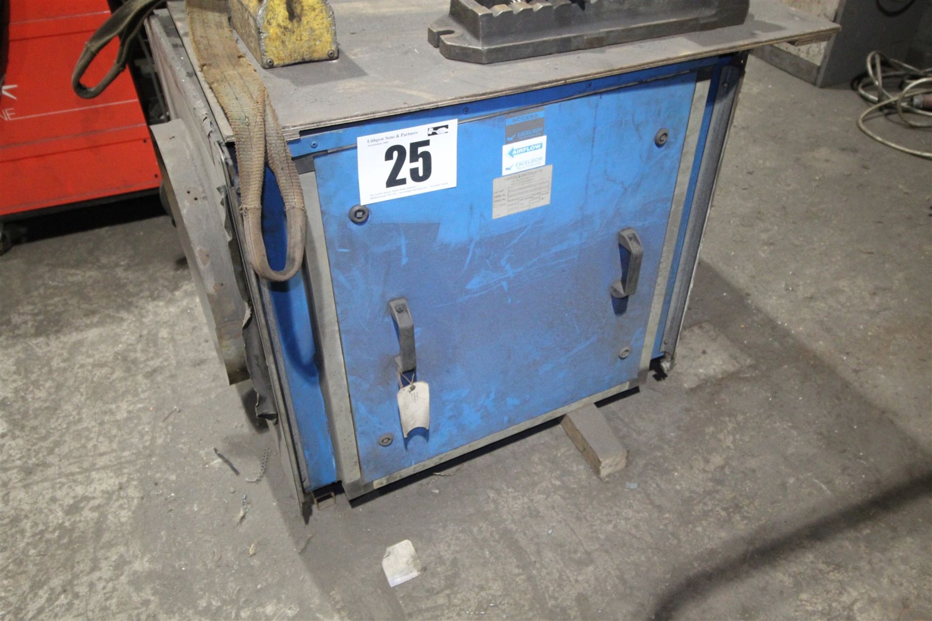 APPROX. 30INCH CUBE AIR FAN IN NOISE SUPPRESSION BOX