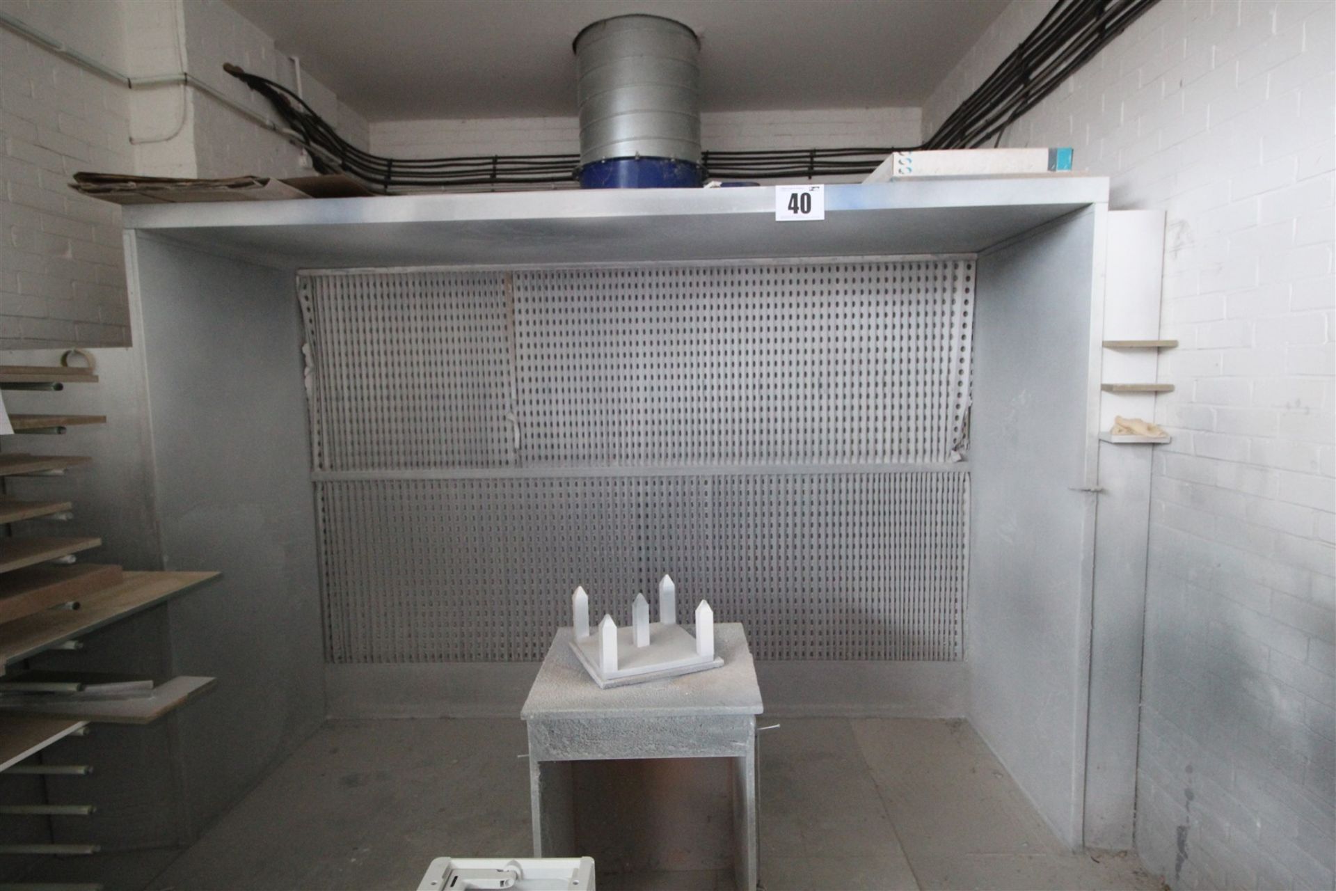 METAL FRAMED SPRAY BOOTH TO INCLUDE BOOTH & BLUE CYLINDRICAL EXTRACTOR FAN (GALVANISED FILE