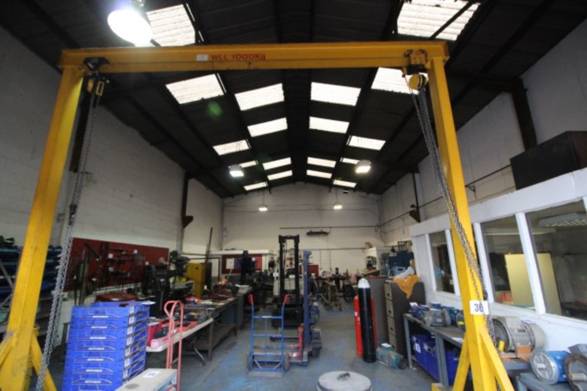 1T CAPACITY YELLOW PAINTED STEEL FABRICATED A-FRAME LIFT ON CASTORS, WITH 2x YALE CHAIN PULL
