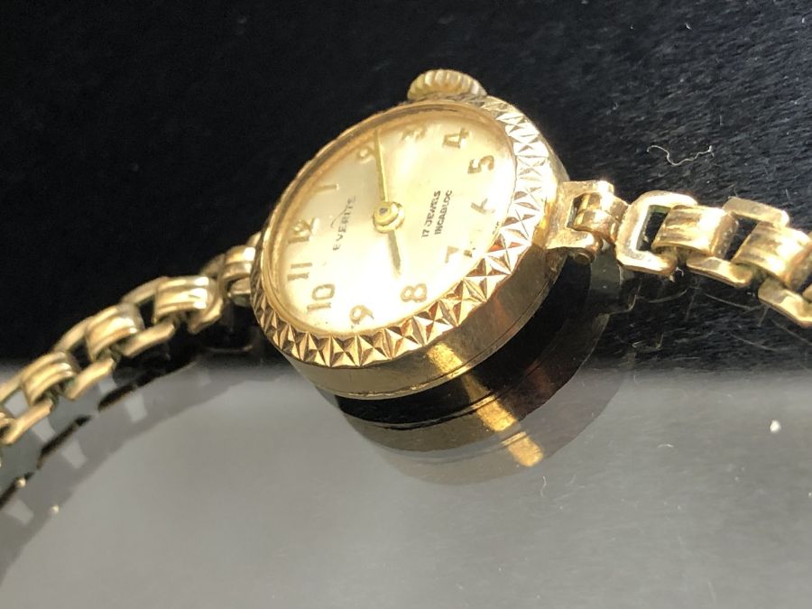 9ct Gold cased wristwatch on rolled Gold strap by EVERITE - Image 4 of 7