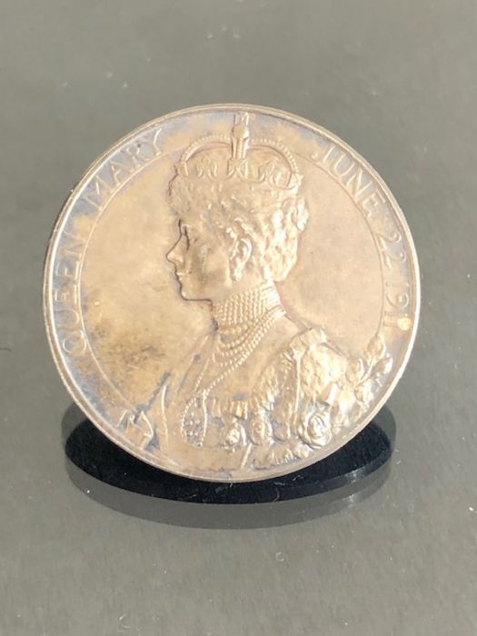 Collection of curios to include a Silver gilt & enamel Masonic medal, Thaler & cartwheel penny coin, - Image 9 of 10
