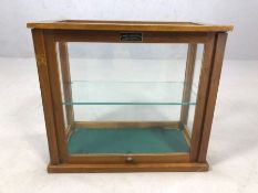 Desk-top wooden framed and glass specimen or presentation cabinet with makers plaque - Griffin and