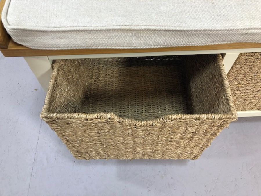 Hall bench with cushioned seat and two storage baskets under, approx 90cm x 43cm x 49cm tall15 - Image 5 of 5
