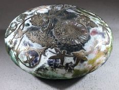 JONATHAN HARRIS - contemporary studio glass 'Silver Cameo' squat paperweight titled 'Spring