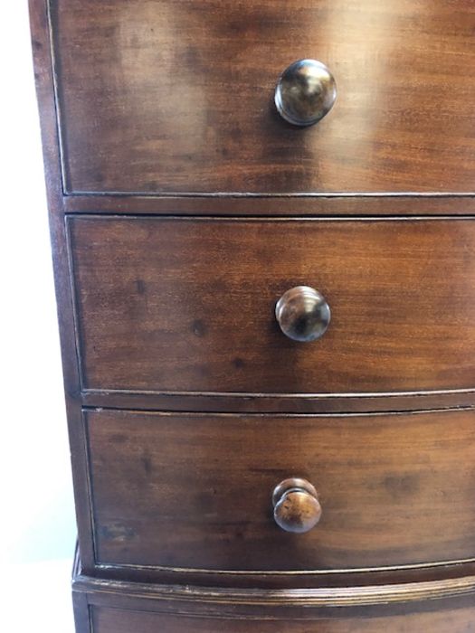 Mahogany bow fronted chest on chest of eight drawers, with turned bun handles, raised on bracket - Image 4 of 15