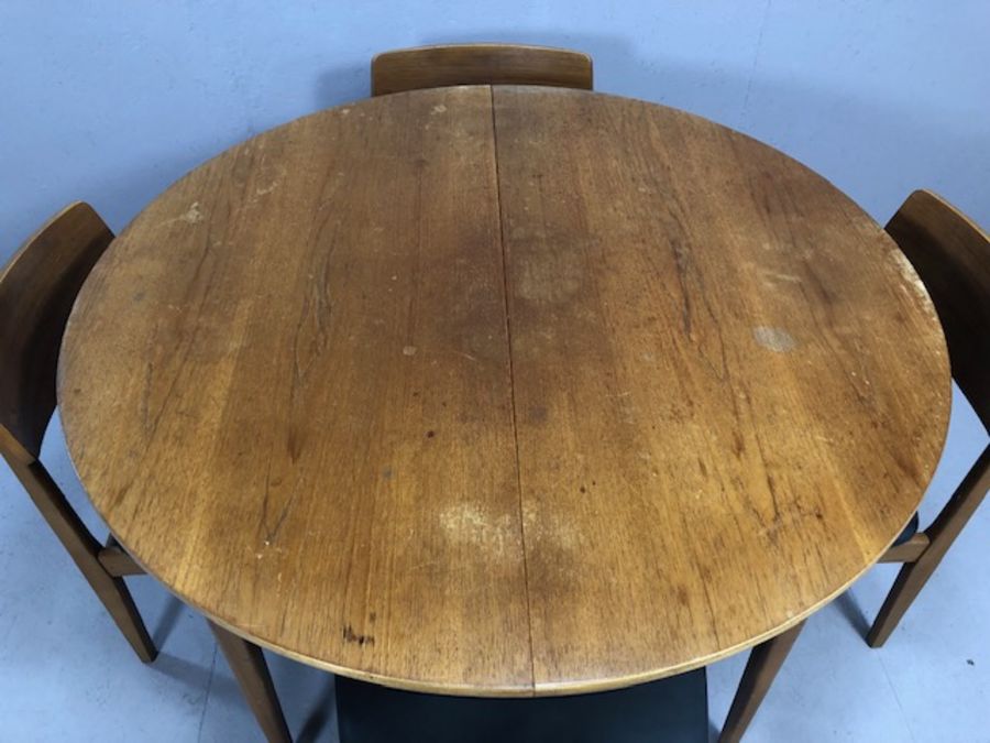 Mid century teak extending dining table by Nathan accompanied by four teak dining chairs with - Image 4 of 10