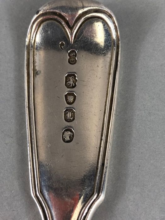 Pair of Victorian Sterling Silver hallmarked serving spoons dated 1846 & 1847 by maker Chawner & - Image 5 of 9