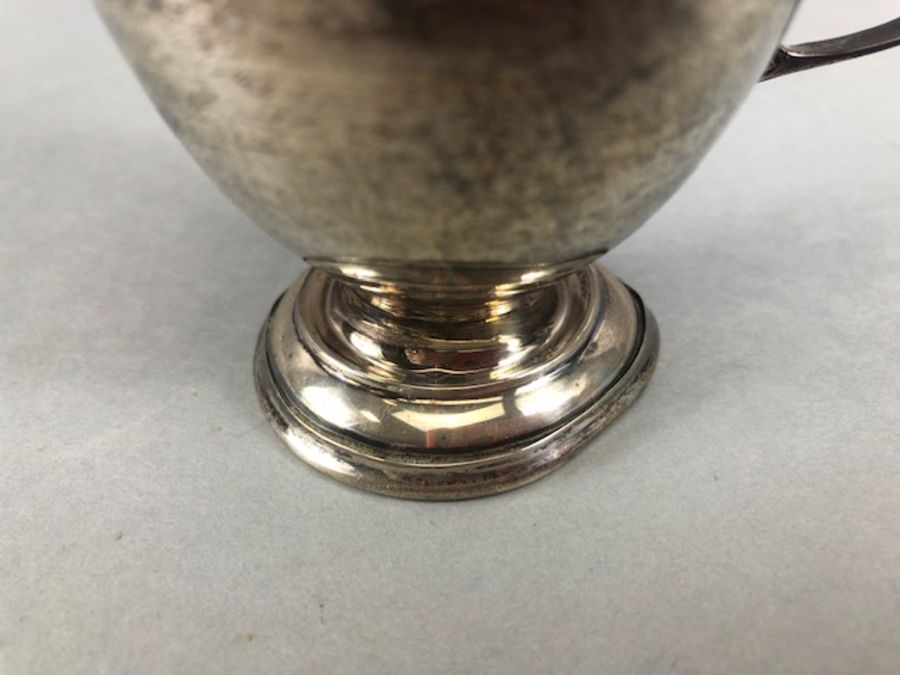 Collection of silver hallmarked items to include a silver photo frame, Silver cup, flatware and - Image 15 of 29