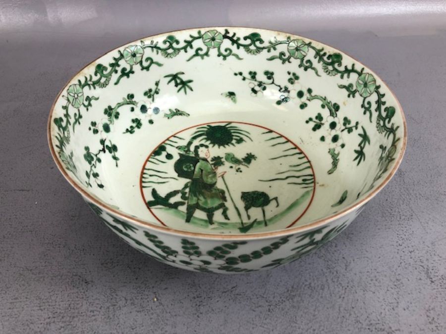Collection of Chinese ceramics to include large green and white bowl, approx 21.5cm in diameter, a - Image 2 of 26