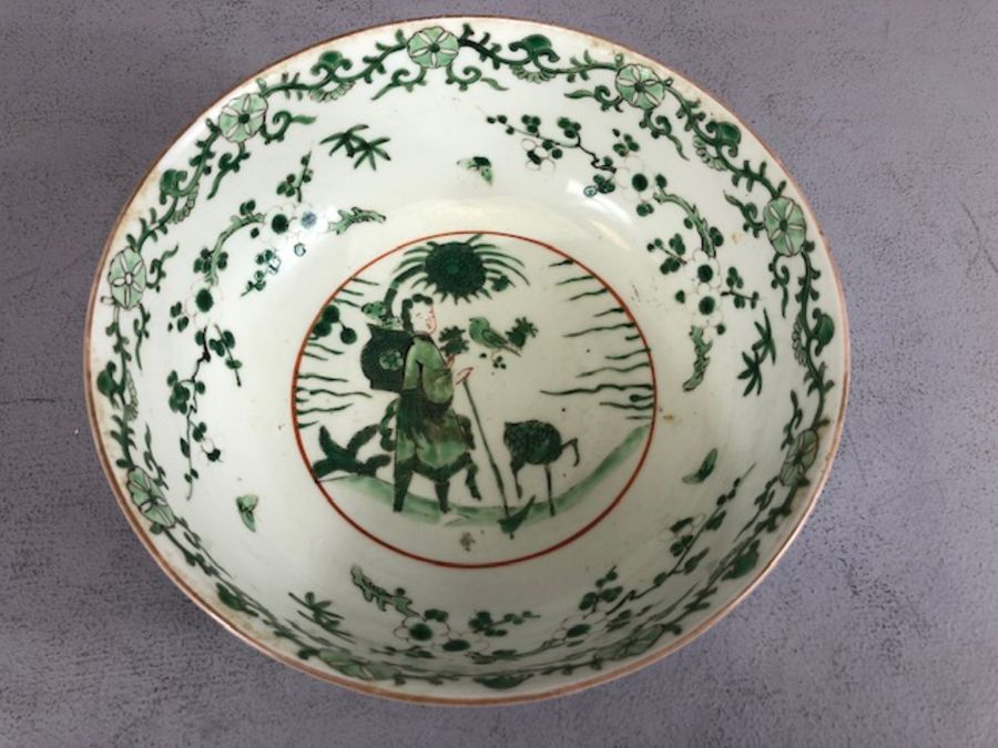Collection of Chinese ceramics to include large green and white bowl, approx 21.5cm in diameter, a - Image 4 of 26