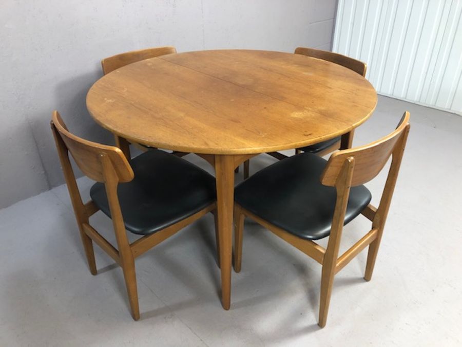Mid century teak extending dining table by Nathan accompanied by four teak dining chairs with - Image 3 of 10