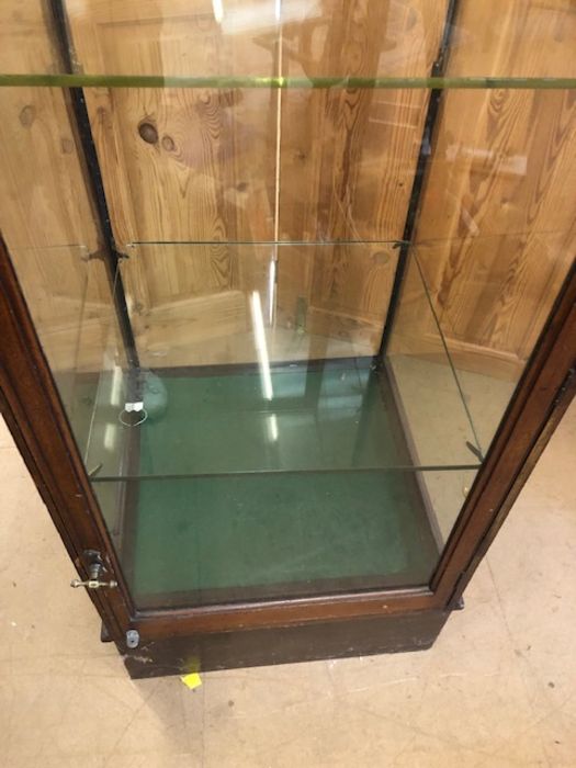 Victorian glass display cabinet, with three adjustable shelves (some chips to corners) with brass - Image 5 of 10