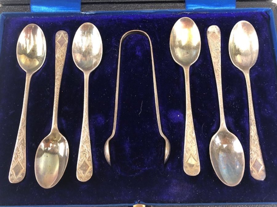 Hallmarked cased set of teaspoons and a pair of sugar nips hallmarked for Sheffield by maker C T - Image 2 of 11