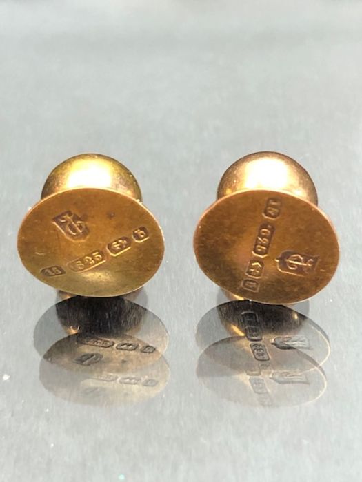 pair of 15ct Gold dress studs, fully hallmarked and approx 2.2g - Image 2 of 2