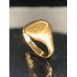 18ct Gold gold unmarked signet ring size 'N' & 4.6g