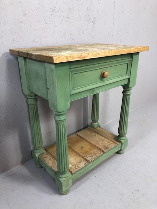 Painted wooden pine console table with fluted legs and single drawer, approx 66cm x 41cmx 76cm tall - Image 3 of 5