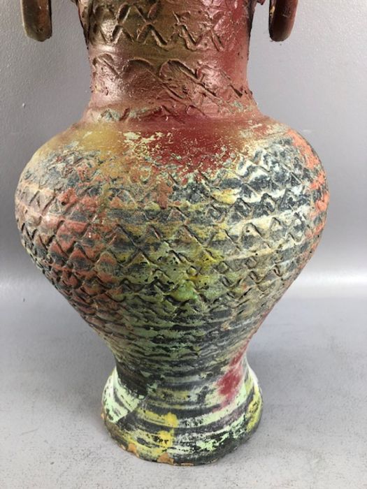 Twin handled amphora, approx 47cm tall - Image 2 of 6