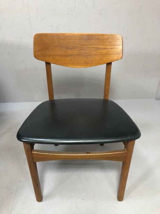 Mid century teak extending dining table by Nathan accompanied by four teak dining chairs with - Image 7 of 10