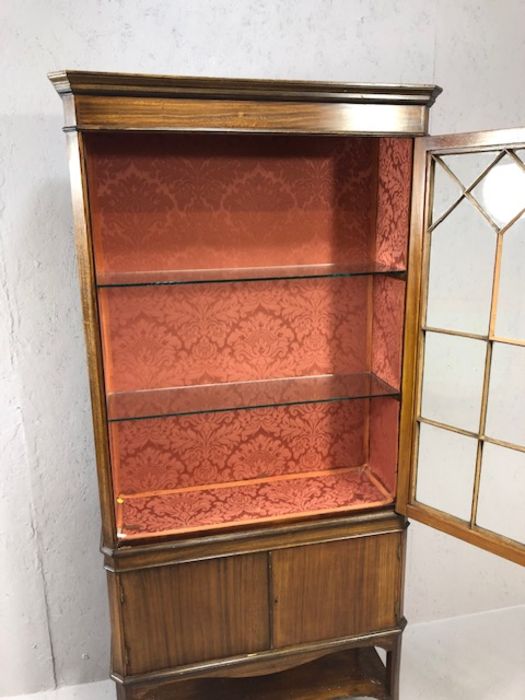 Tall display cabinet on splayed legs with single glazed door cupboard and shelf under, approx 80cm x - Image 3 of 8