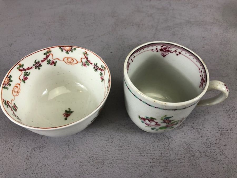 Collection of 18th and 19th Century porcelain Worcester teawares, to include Herringbone teapot - Image 50 of 65