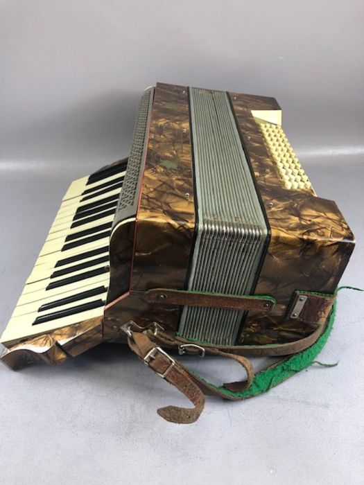 Vintage 'Francesco' Piano Accordion - Image 3 of 6