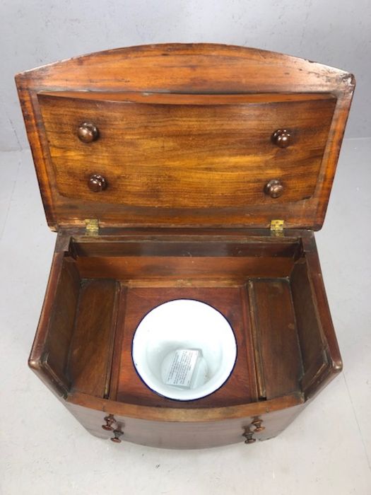 Victorian mahogany commode/bedside cabinet disguised as a small bow fronted chest of drawers, approx - Image 4 of 5