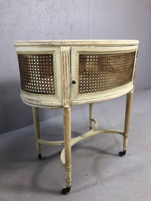 French bijouterie table on fluted tapering legs and castors, of oval form, with glass and wicker - Image 3 of 13