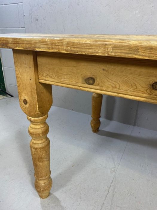 Antique pine kitchen table on turned legs with single drawer, approx 153cm x 90cm x 78cm - Image 10 of 10