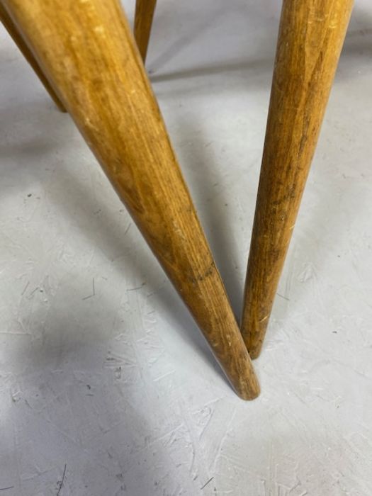 Set of four early Ercol tapered, stick back stacking chairs - Image 14 of 14