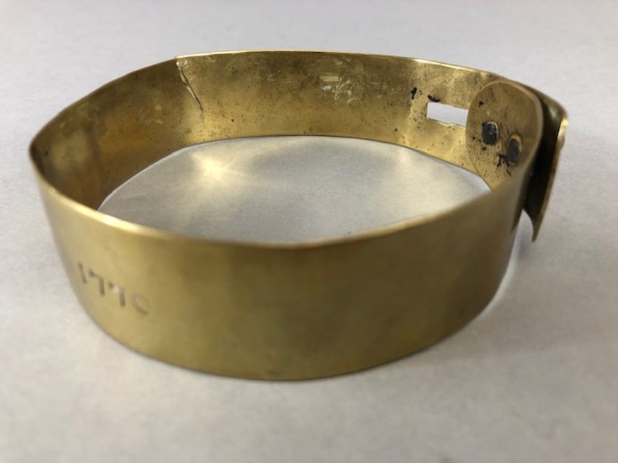 Georgian Antique dog collar engraved "Ann Gale 1770" approx 9cm in diameter - Image 3 of 4