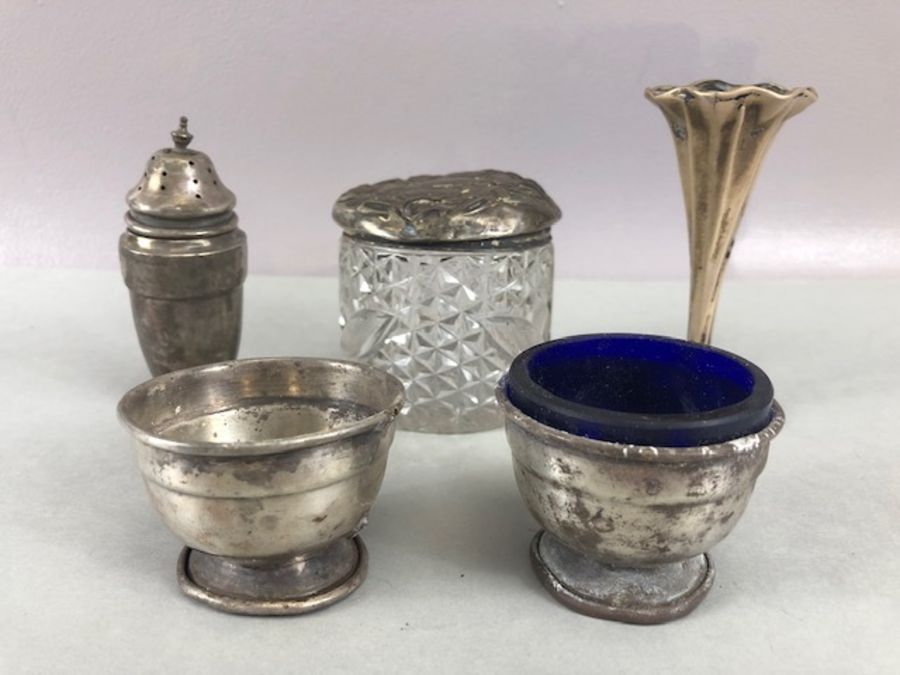 Collection of hallmarked silver items all as found and with total silver weight approx 144g (5)