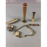 Collection of costume jewellery and curios to include two seals, Brooch *2, Convex glass pendant and
