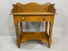 Pine washstand on turned legs with drawer under and upstand, approx 85cm x 45cm x 95cm