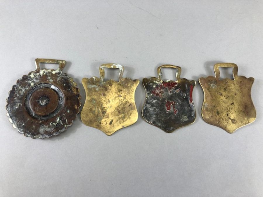 Collection of four vintage Horse brasses to include three RSPCA brasses and a George V, "GOD SAVE - Image 2 of 2