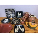 Collection of earthenware pottery to include jugs, urns and platters, 11 pieces