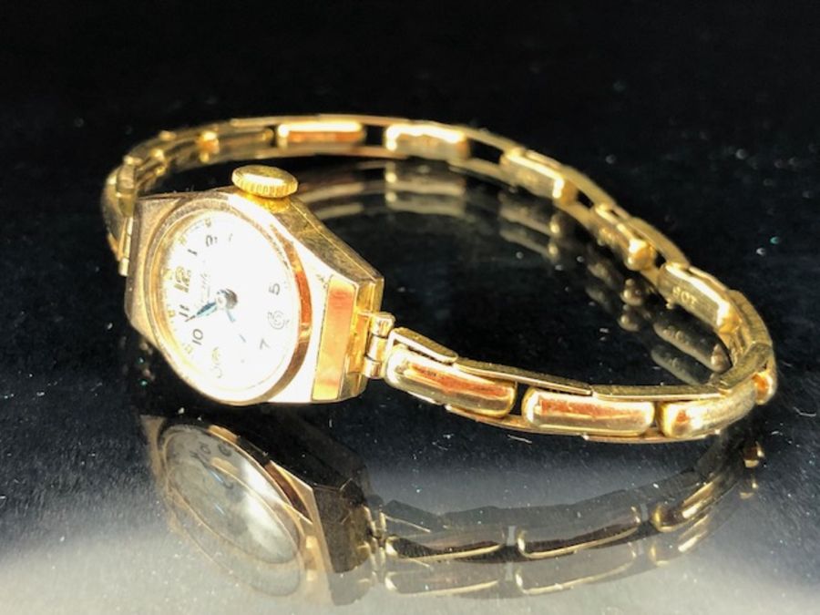 9ct Gold watch case and strap, wristwatch by "Everite" winds and runs (without movement 7.8g) - Image 4 of 6