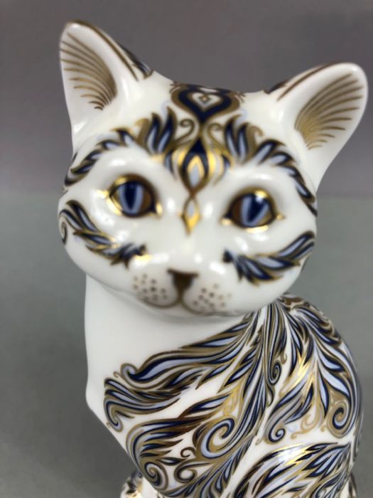 Royal Crown Derby 'Majestic Cat' paperweight, limited edition 2999/3500, signed, silver stopper, - Image 4 of 6