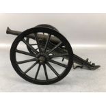 Vintage metal model cannon possibly of a Royal Navy Field Gun with moving parts approx 19cm in