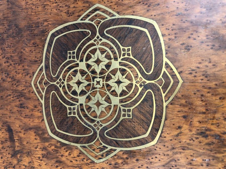 Two tea trays, one Edwardian Oval with inlay and the other a square twin handled tray with brass - Image 11 of 13