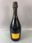 Champagne Veuve Clicquot Grande Dame Brut 1995 one bottle